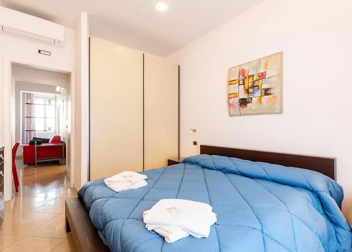 Lungotevere Aventino House
